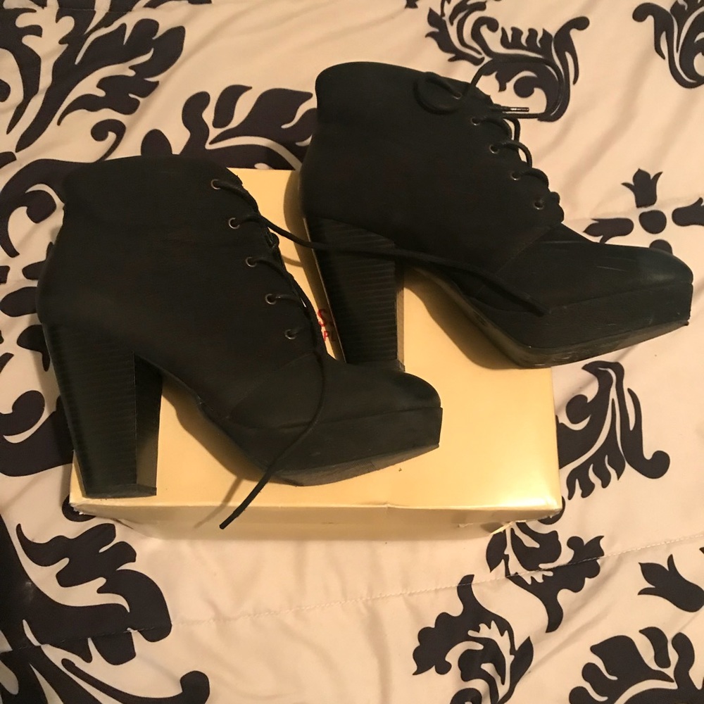 Lace Up Booties - Picture 3 of 5